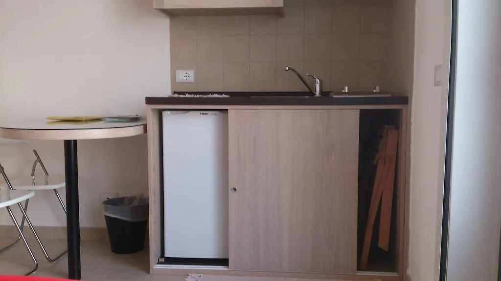 Apartment Sylvia Home Trapani Apt And Rooms With Kitchenette